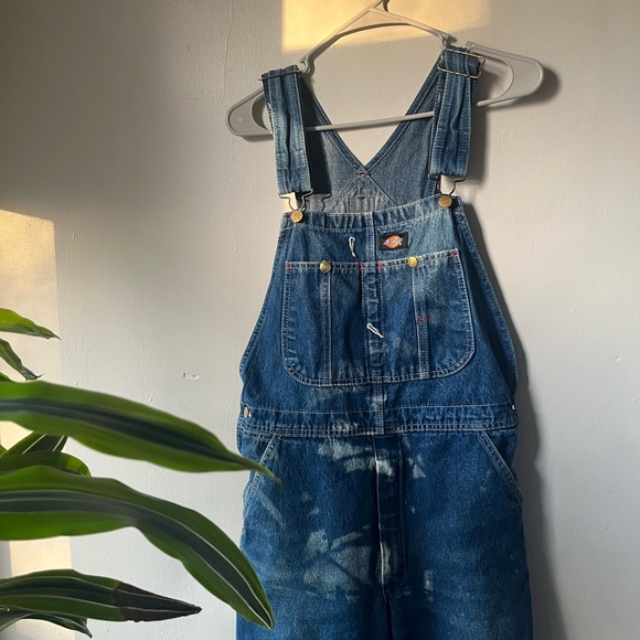 Dickies 32 x 30 distressed overalls Womens M - Picture 1 of 7